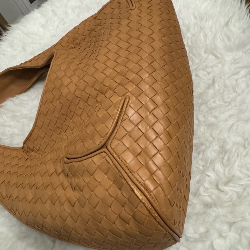 Bottega Veneta Tan Woven Hobo Bag - Picture 9 of 16